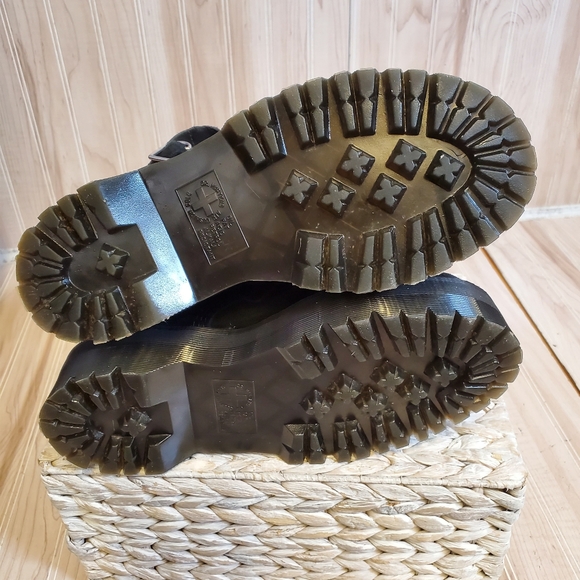 Dr. Martens X Lazy Oaf RARE  Black Buckle Boot Lo Suede Ankle Boots Size 7 - Picture 5 of 7